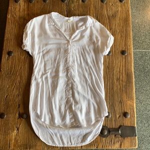 Cloth and stone tunic button down top